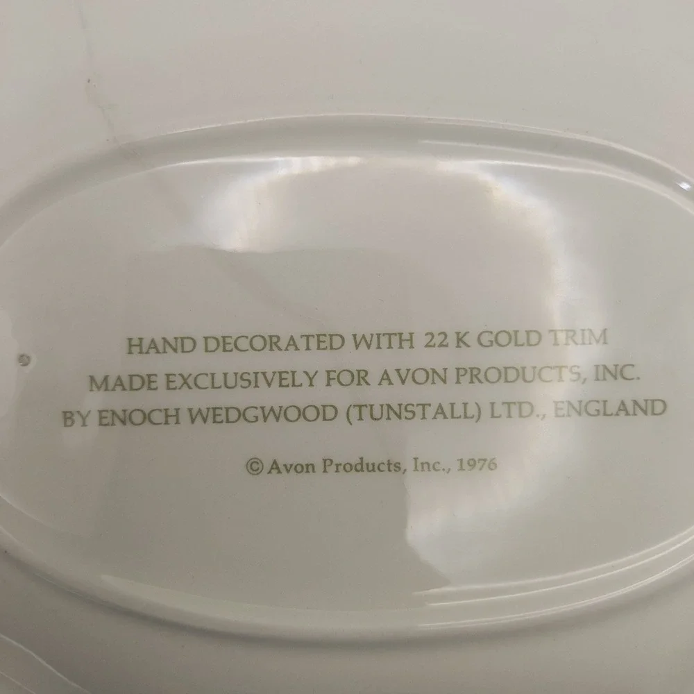 Avon Enoch Wedgwood England 1976 Fruit Bird Oval Serving Dish 22k Gold Trim Read